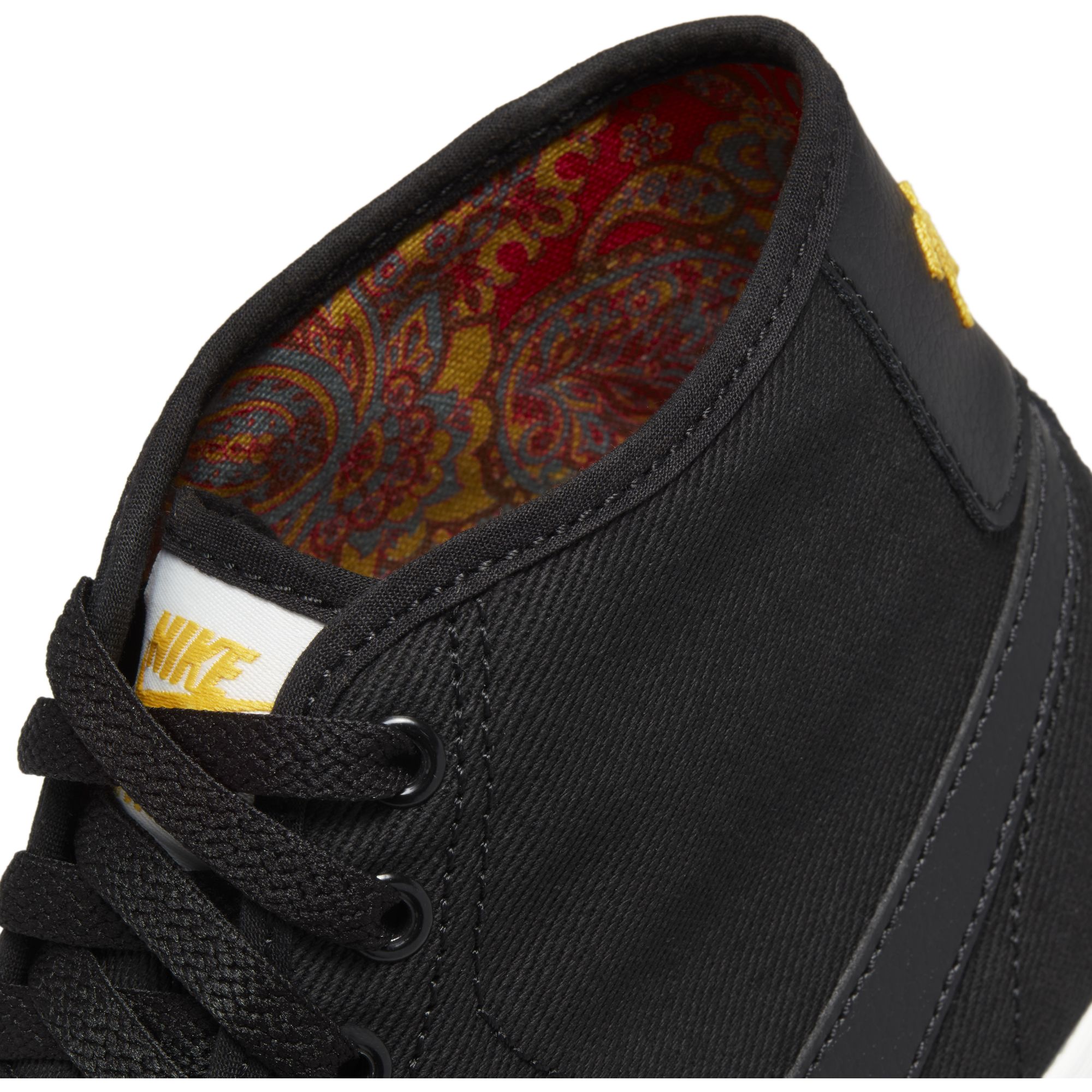Nike SB BLZR Court Mid PRM - black sail – Bild 8