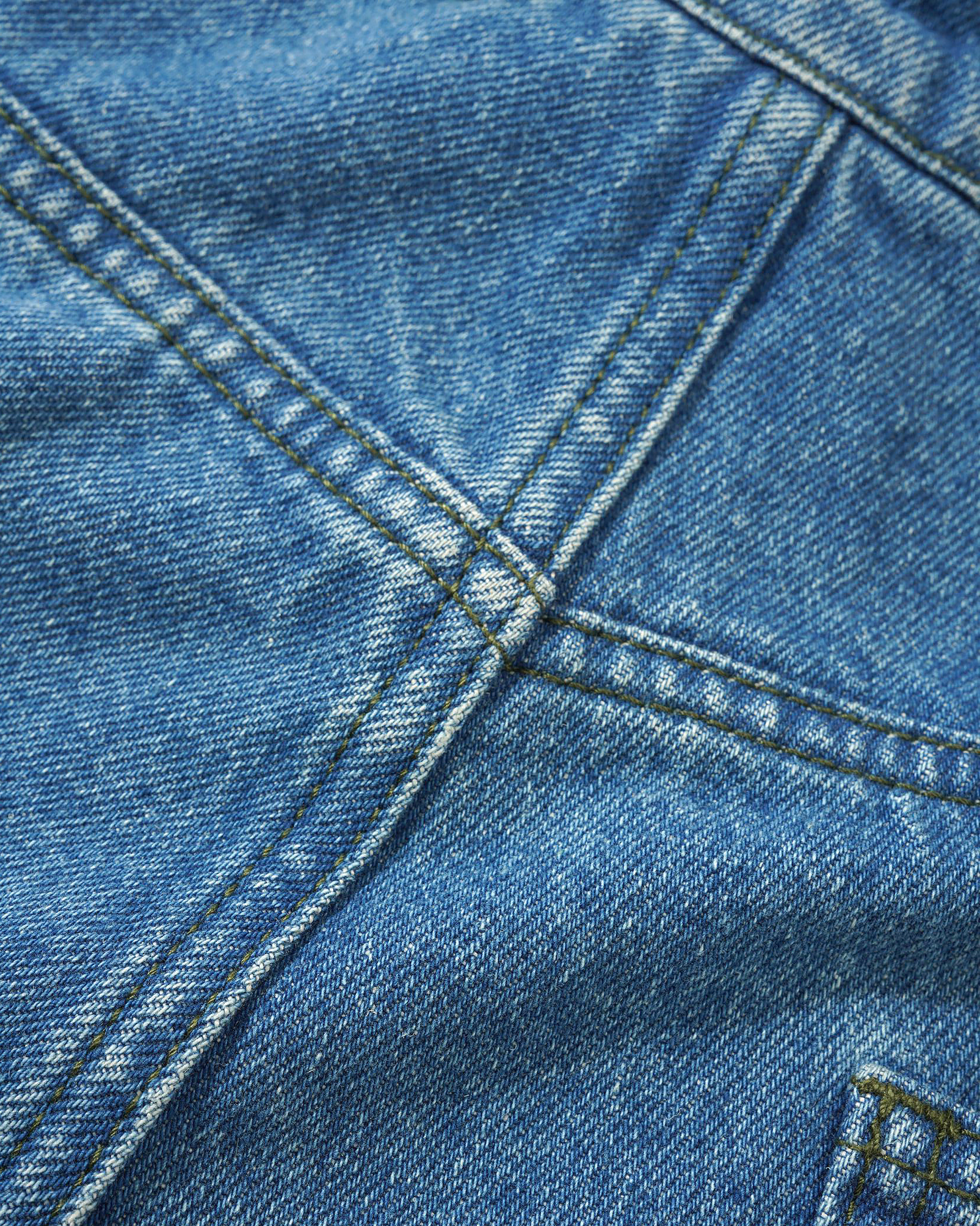 Buttergoods Warped Denim Short - washed mid blue – Bild 5