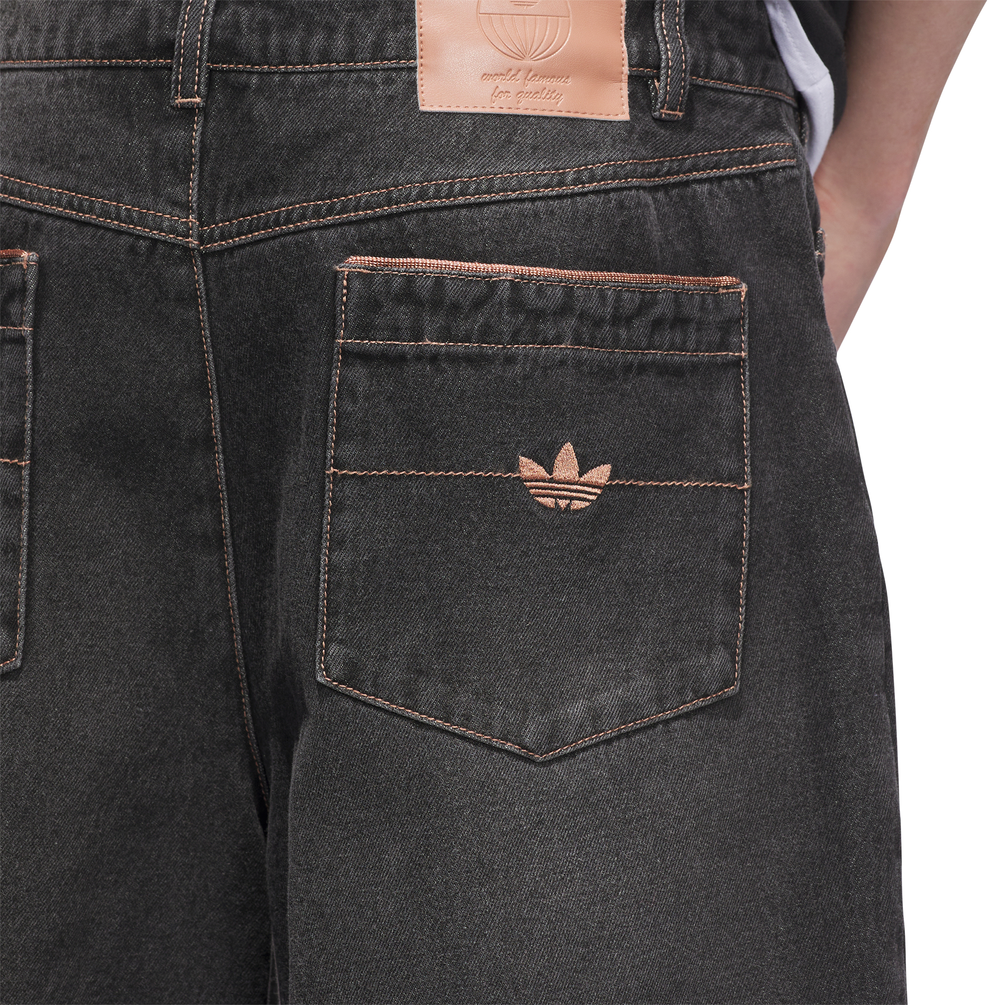 Adidas Skateboarding Tyshawn Short - black – Bild 4