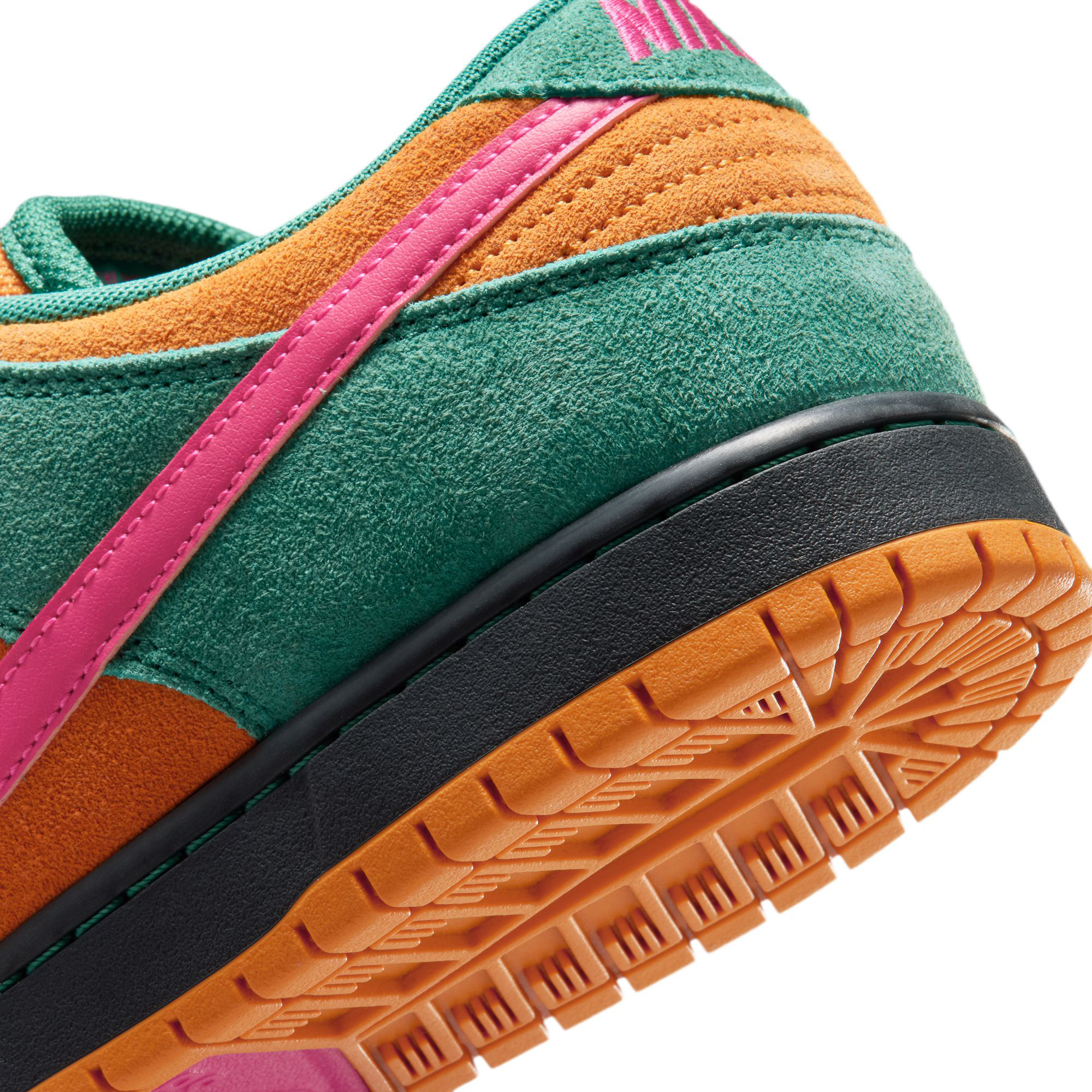 Nike SB Dunk Low Pro - green Noise - Light Curry - Off Noir - Watermelon – Bild 8