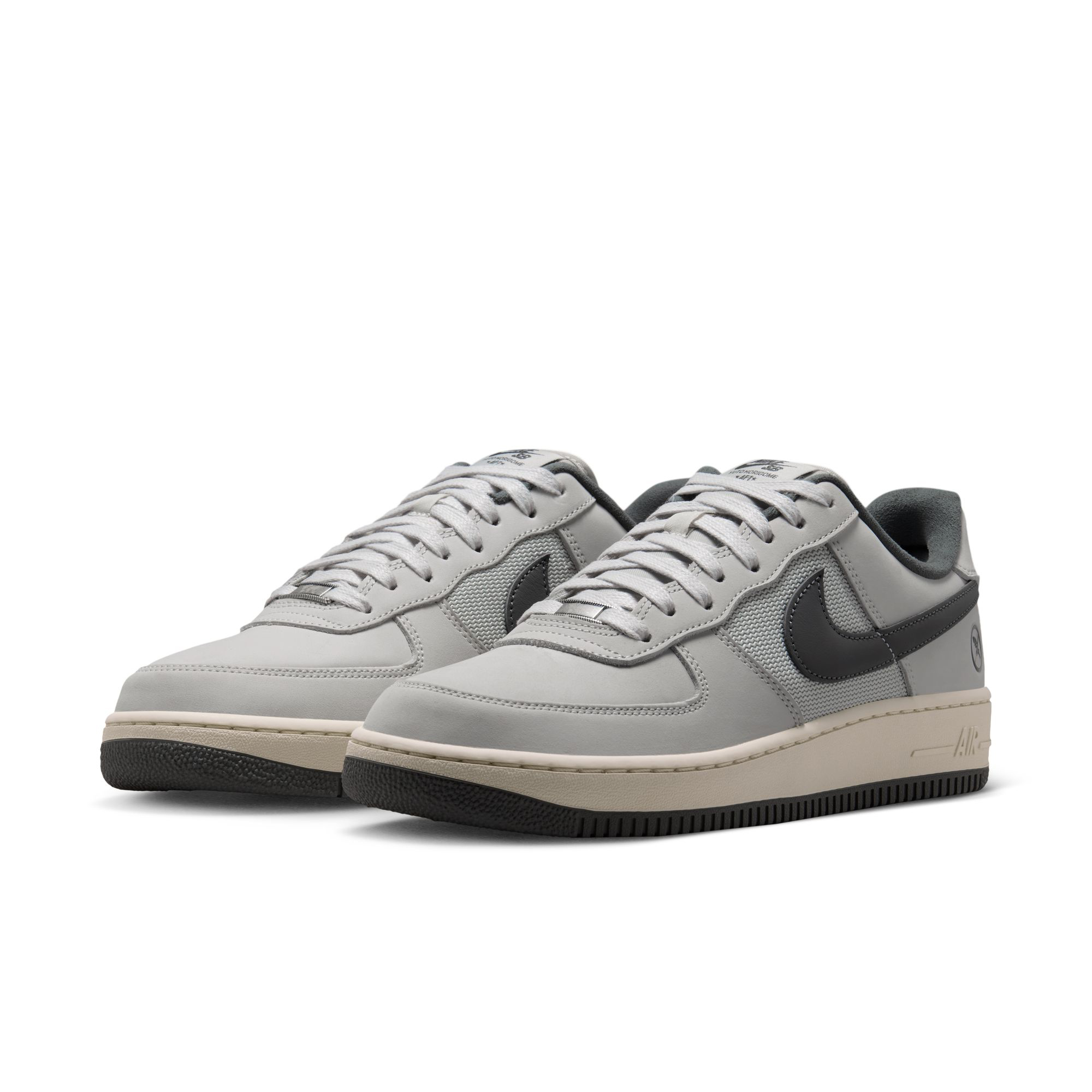 Nike SB Air Force 1 Yuto - Light Bone and Iron Grey – Bild 3