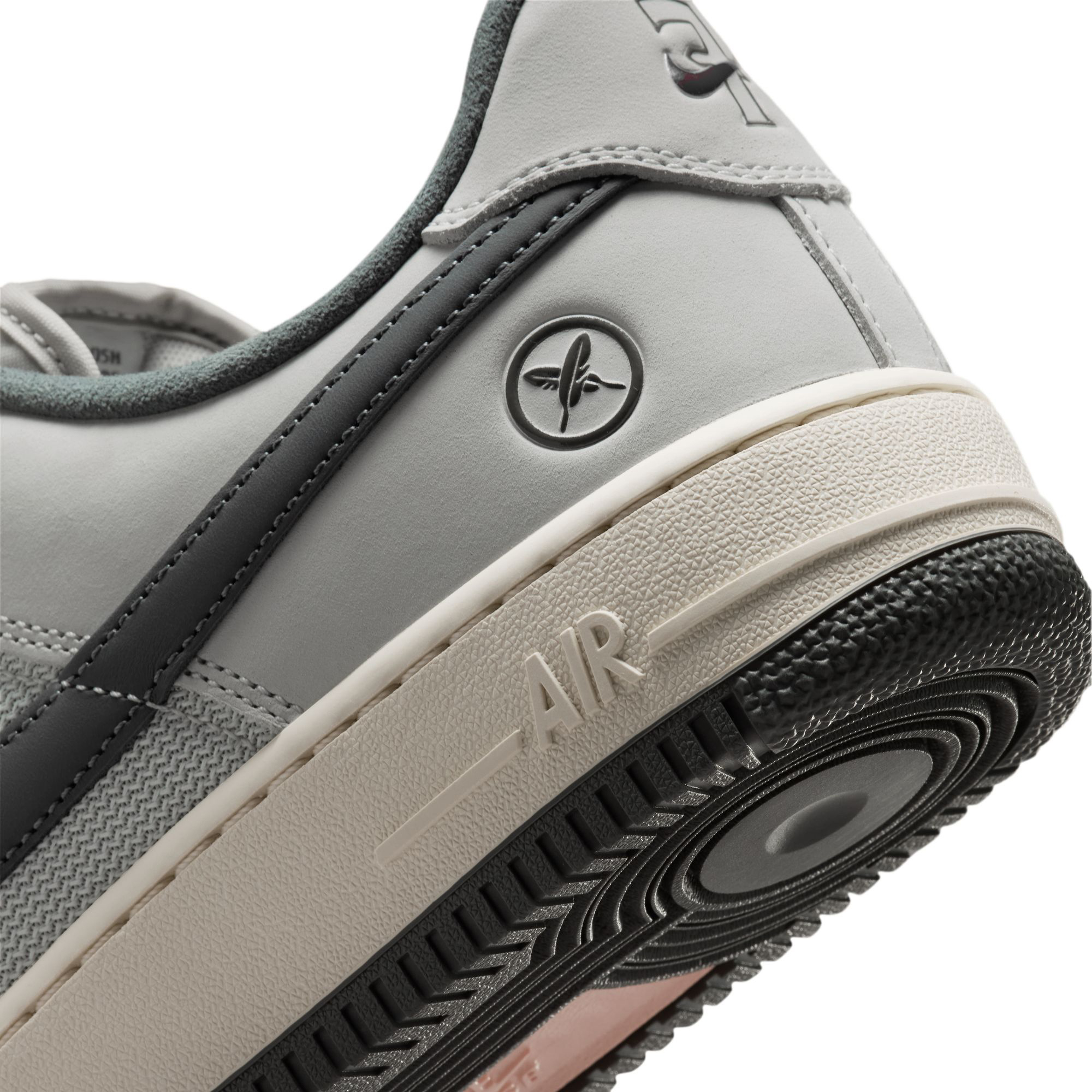 Nike SB Air Force 1 Yuto - Light Bone and Iron Grey – Bild 10